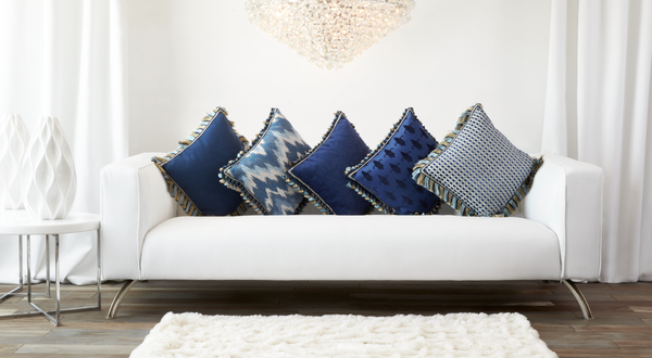 Blue and discount white couch pillows